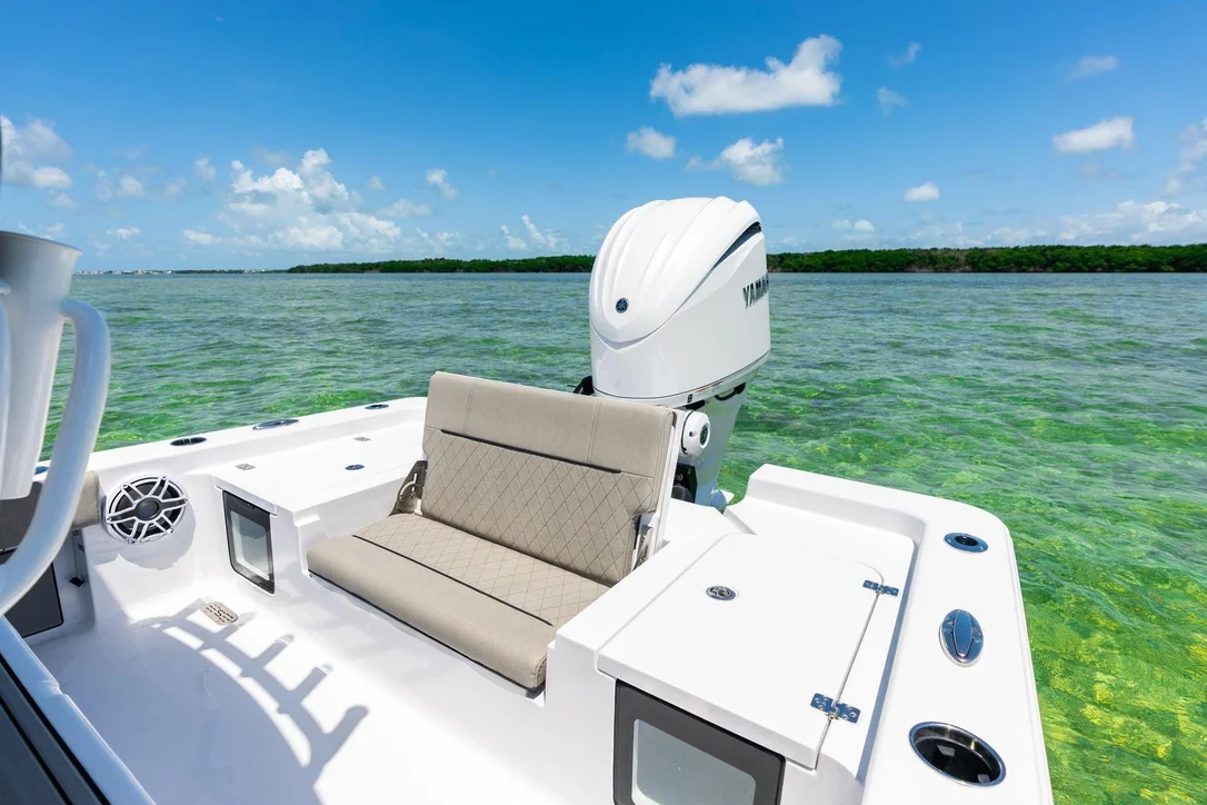 essenbaymarine557160